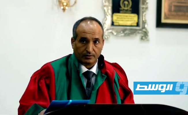 عبد الله بورزيزة مع عقيلة صالح عقب أدائه اليمين رئيسا للمحكمة العليا، 18 سبتمبر 2022. (فيسبوك)