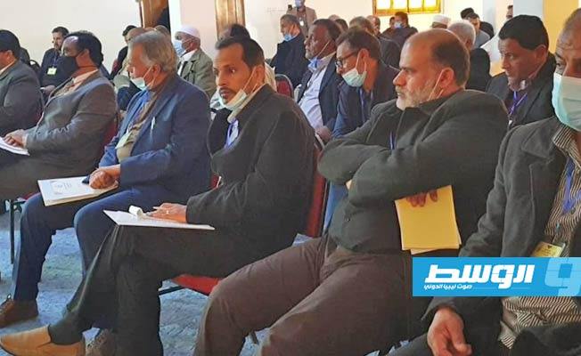 إحدى جلسات الملتقى الثالث لنقابات المعلمين الليبيين المنعقد ببني وليد. (الإنترنت)