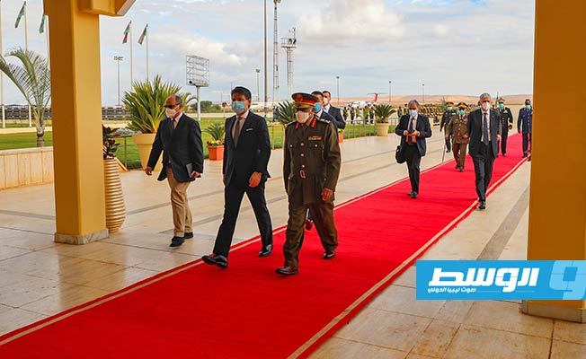 مراسم استقبال رئيس الوزراء الإيطالي من قبل القيادة العامة في بنغازي. الخميس 17 ديسمبر 2020. (القيادة العامة)