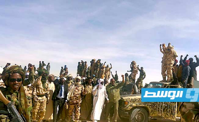 نحو 900 متمرد تشادي يعبرون الحدود من الأراضي الليبية ويسلمون أسلحتهم