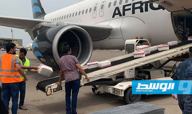 Aid shipment and 10 million dinars for local banks arrives in Ghat