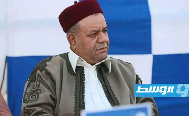رئيس نادي نجوم أجدابيا أبوشكيوة يدافع عن الحكم الدولي محمد العريبي