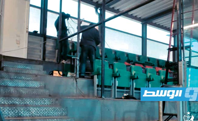 أعمال الصيانة في ملعب بنينا (المركز الإعلامي باتحاد الكرة الليبي)