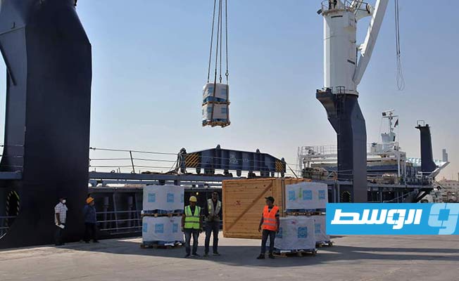 المحولات والمعدات الخاصة بمشروع محطة كهرباء طرابلس الاستعجالي بالميناء البحري. (الشركة العامة للكهرباء)