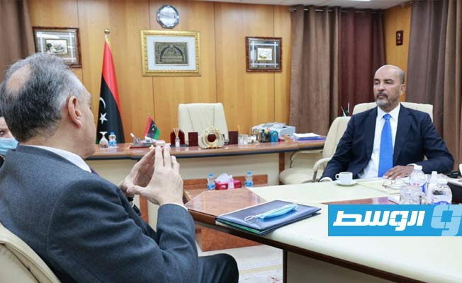 نائب رئيس المجلس الرئاسي، موسى الكوني يستقبل سفير إيطاليا لدى ليبيا، جوزيبي غريمالدي (صفحة المجلس الرئاسي على فيسبوك)