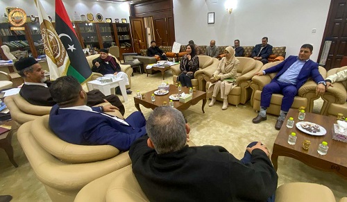 Aguila Saleh receives mayors from 24 western Libya municipalities