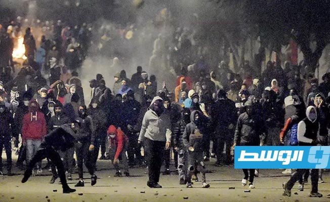 توترات في تونس بعد اضطرابات لليلة الرابعة على التوالي (فيديو)