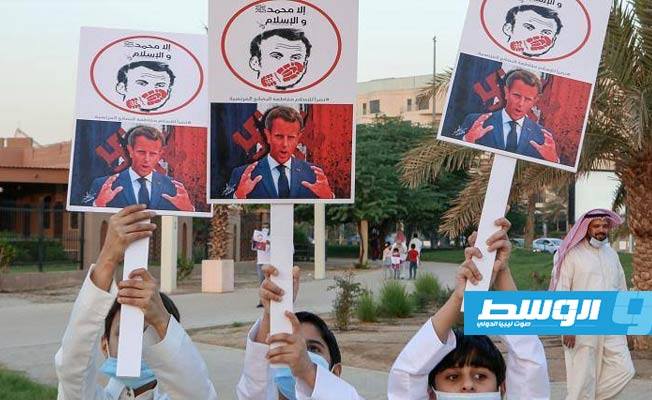 الجمعيات التعاونية بالكويت تقاطع السلع الفرنسية بسبب «الإساءة» للرسول محمد