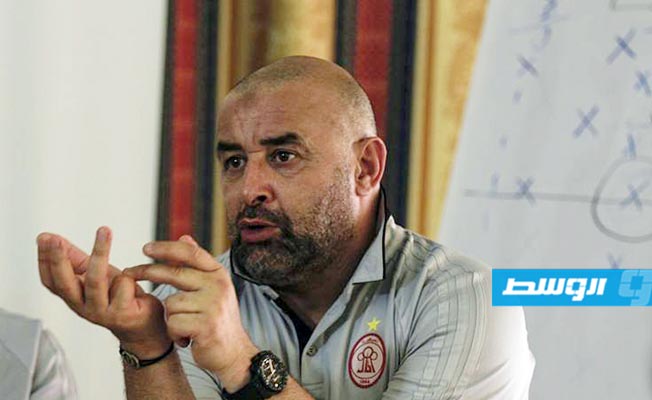 الاتحاد طرابلس يقيل مدربه الجزائري ويكلف البلجيكي ميناريت
