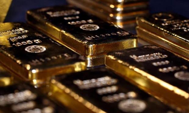 الذهب يهبط 4.5% في أسوأ أداء أسبوعي منذ مارس