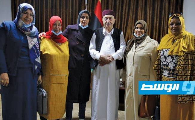 عقيلة صالح خلال لقائه عدد من سيدات المنطقة الشرقية، 17 أكتوبر 2020. (مجلس النواب)
