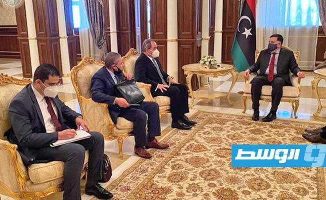 لقاء السراج ووزير الخارجية الجزائري والوفد المرافق له في طرابلس. الأربعاء، 27 يناير 2021. (حكومة الوفاق الوطني)