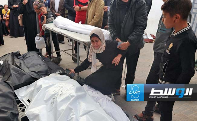 شهداء وجرحى في غارات صهيونية على غزة واستشهاد صياد برفح