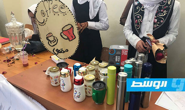بالصور: انطلاق السوق الخيرية بمدرسة «نسيبة بنت كعب» بطبرق