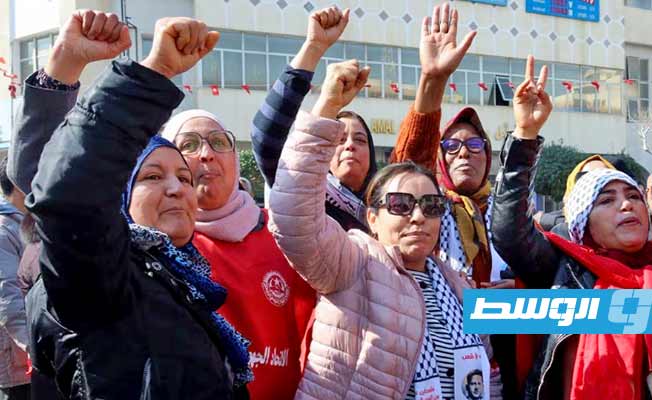 بعد الطرد.. زعيمة النقابات الأوروبية تدعو رئيس تونس لاحترام الحقوق النقابية
