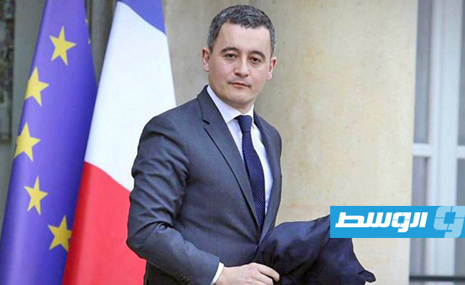 الرئيس الفرنسي يدافع عن وزير متهم بالاغتصاب