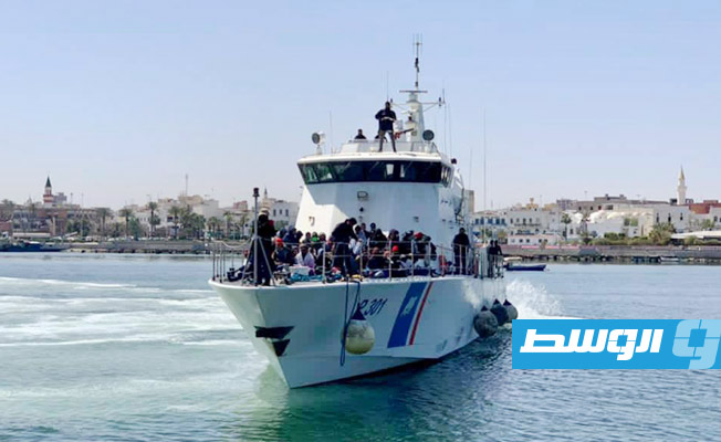 إنقاذ 189 مهاجرا قبالة ساحل طرابلس
