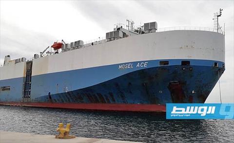 ميناء بنغازي يستقبل 659 سيارة كورية وأوروبية وسفينتي حاويات