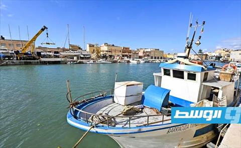 «رويترز»: خفر السواحل الليبي يهاجم مركب صيد إيطاليًا في المياه الدولية