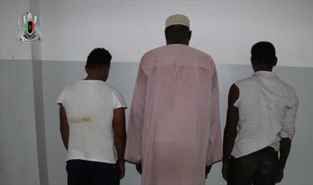 ضبط 3 تشاديين بتهمة ممارسة السحر في بنغازي