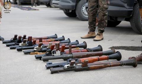الحكومة الموقتة تدعم كتيبة سبل السلام في الكفرة بآليات ثقيلة وأسلحة متوسطة
