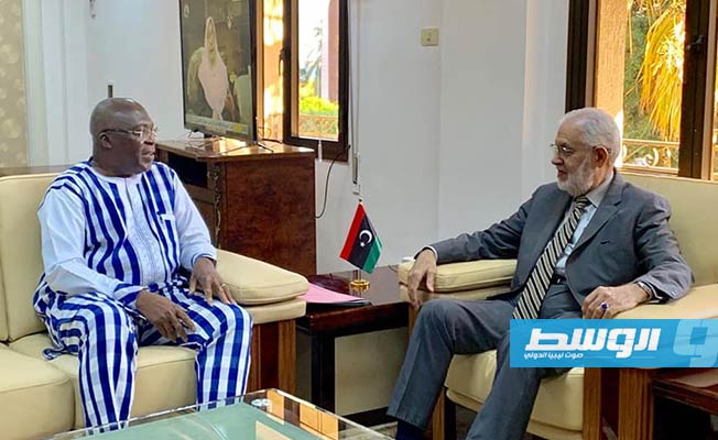 «خارجية الوفاق» تتعهد بمساعدة سفارة بوركينا فاسو خلال الانتخابات الرئاسية