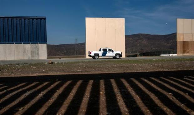ترامب يدعو الديموقراطيين إلى التفاوض على تمويل «جدار المكسيك»