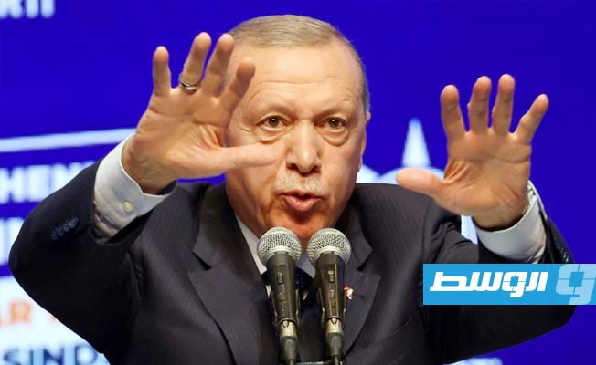 إردوغان يتعهد بدعم رفع أسعار الفائدة لمحاربة التضخم في تركيا