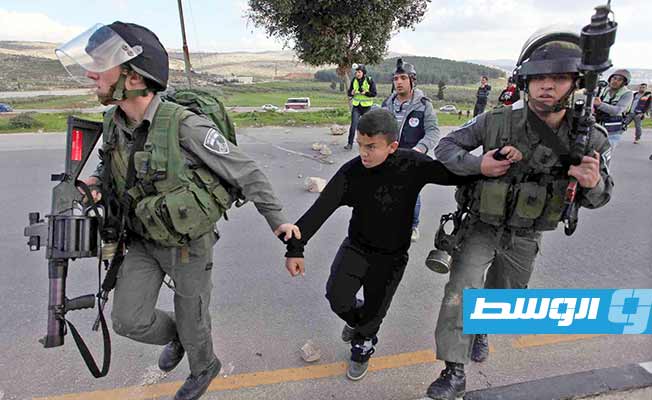 نادي الأسير: 160 طفلا فلسطينيا في سجون الاحتلال