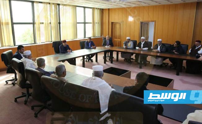 لقاء عقيلة صالح مع المجلس الاجتماعي لقبائل سرت. (مجلس النواب)