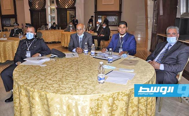 فعاليات ورشة العمل المقامة بفندق «كورنثيا» في طرابلس يومي 15 و16 ديسمبر الجاري. (وزارة الداخلية)