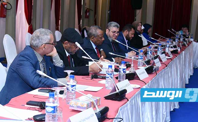 لقاء وليامز وممثلي مجلس الدولة مع أعضاء السلك الدبلوماسي المعتمدين لدى ليبيا في تونس، الخميس 24 مارس 2022. (البعثة الأممية)