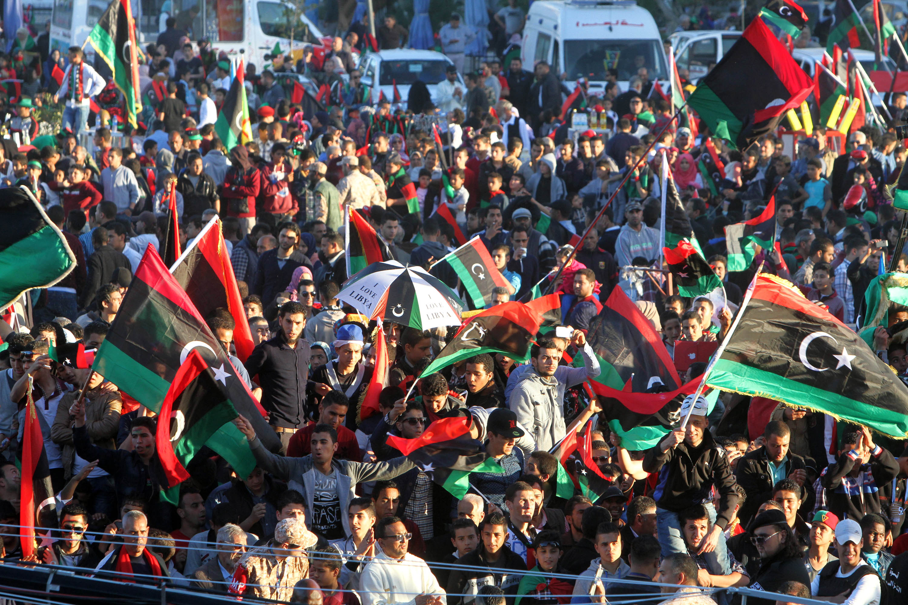 بعد ثلاث سنوات من الثورة.. ماذا ينتظر الليبيون؟