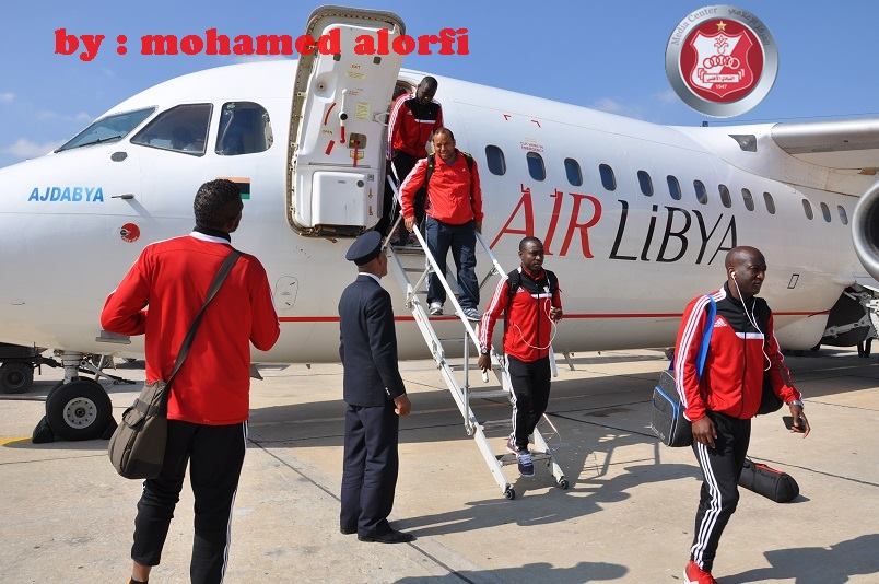 (بالصور) أهلي بنغازي يصل الإسكندرية بطائرة خاصة
