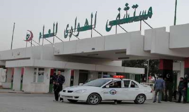 موظفو «الهواري» يُطالبون بإقالة مدير المستشفى
