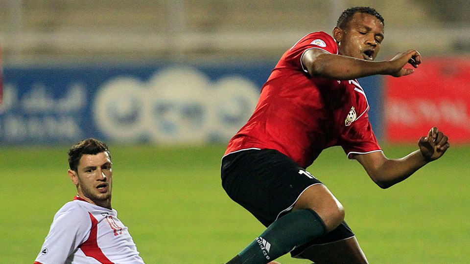 الحكم الكيني يحرم المنتخب الليبي من الخروج فائزًا على تونس في شوط المباراة الأول