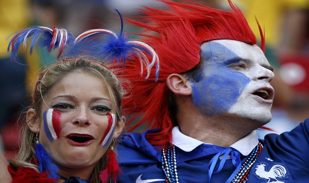بالصور ..ديوك فرنسا تقهر نسور نيجيريا 2-0 وتتأهل لربع نهائي كأس العالم 