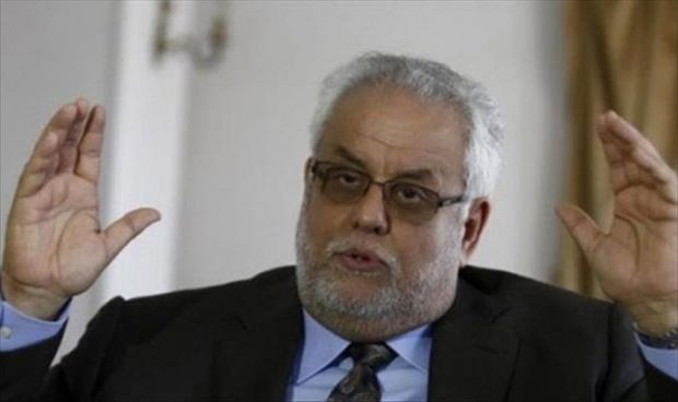 سفير ليبيا في القاهرة يطالب بتدخل دولي مباشر