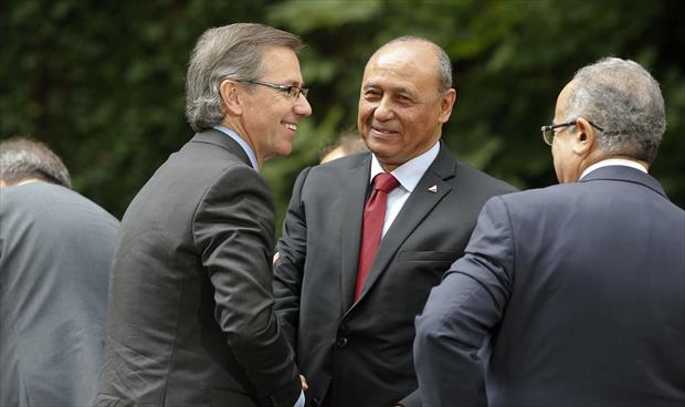 وزير الخارجية: مؤتمر مدريد أوصي بعدم الاعتراف بأي حكومة موازية