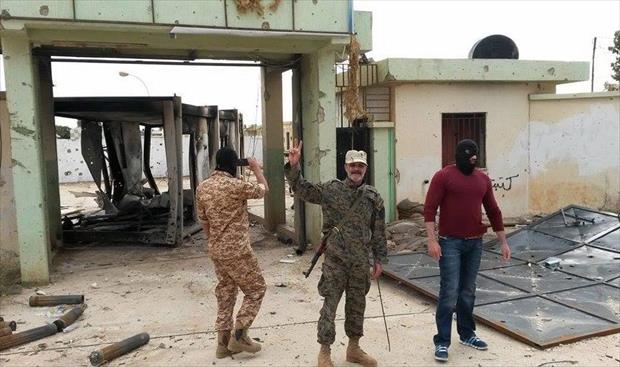 الجيش يشتبك مع «أنصار الشريعة» بمحيط جامعة بنغازي ويقطع عنهم الإمدادات