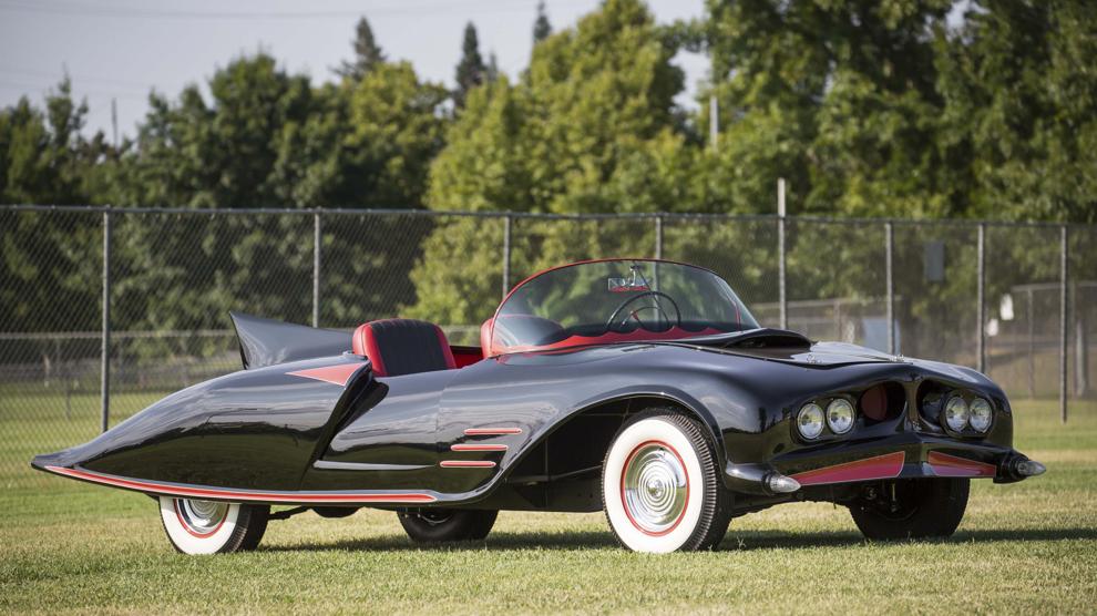 بيع سيارة باتمان الأصلية بـ 137 ألف دولار