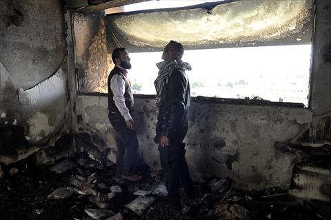 بالصور: آثار إصابة مركز بنغازي الطبي بقذيفة