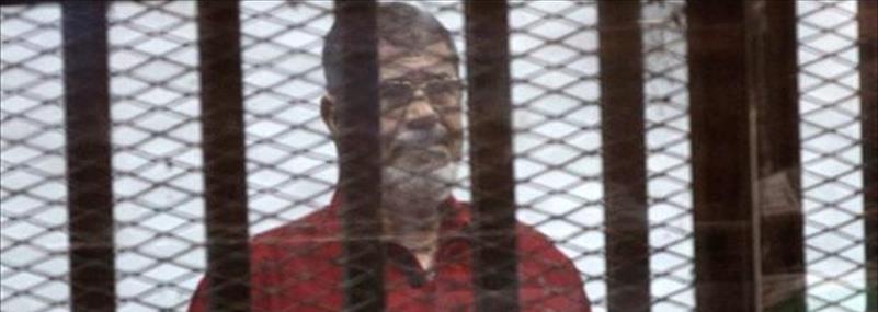 تأجيل محاكمة مرسي في «التخابر مع قطر» للخميس