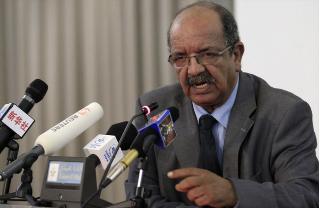 مساهل: الجزائر مع حكومة الوفاق الوطني وستدعمها