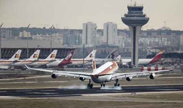 هبوط اضطراري لطائرة ركاب سعودية في مطار مدريد 