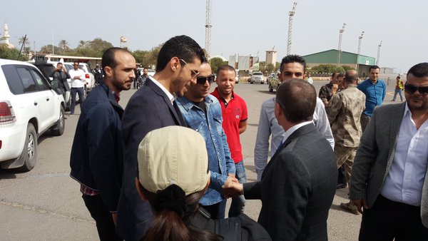 بالصور: كوبلر يصل العاصمة طرابلس