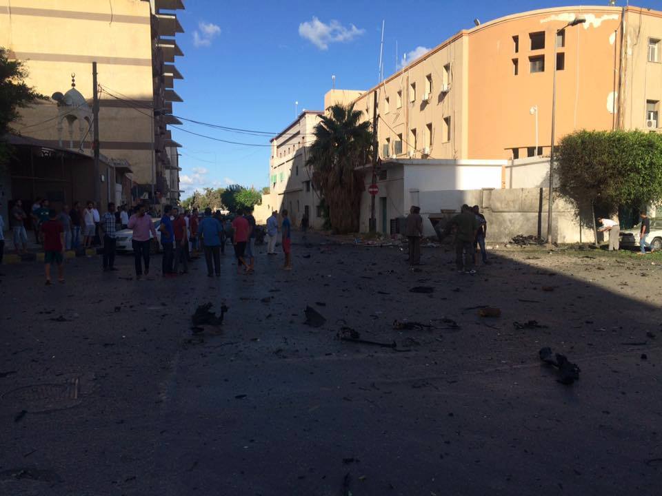 ننشر تفاصيل انفجار السيارتين المفخختين في طرابلس