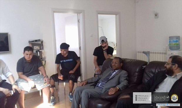 سفير ليبيا لدي صربيا التاجوري الشرادي يزور جرحي صبراتة