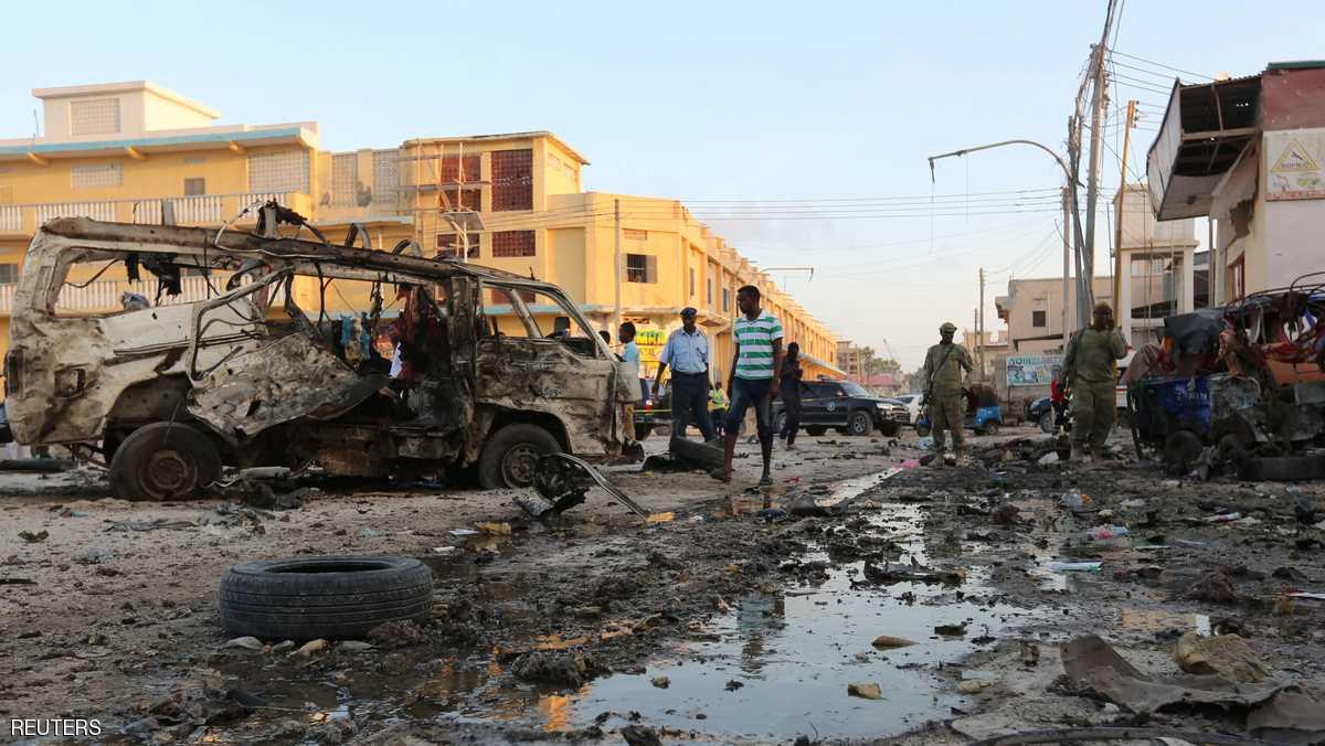 عشرات القتلى في انفجار وسط العاصمة الصومالية