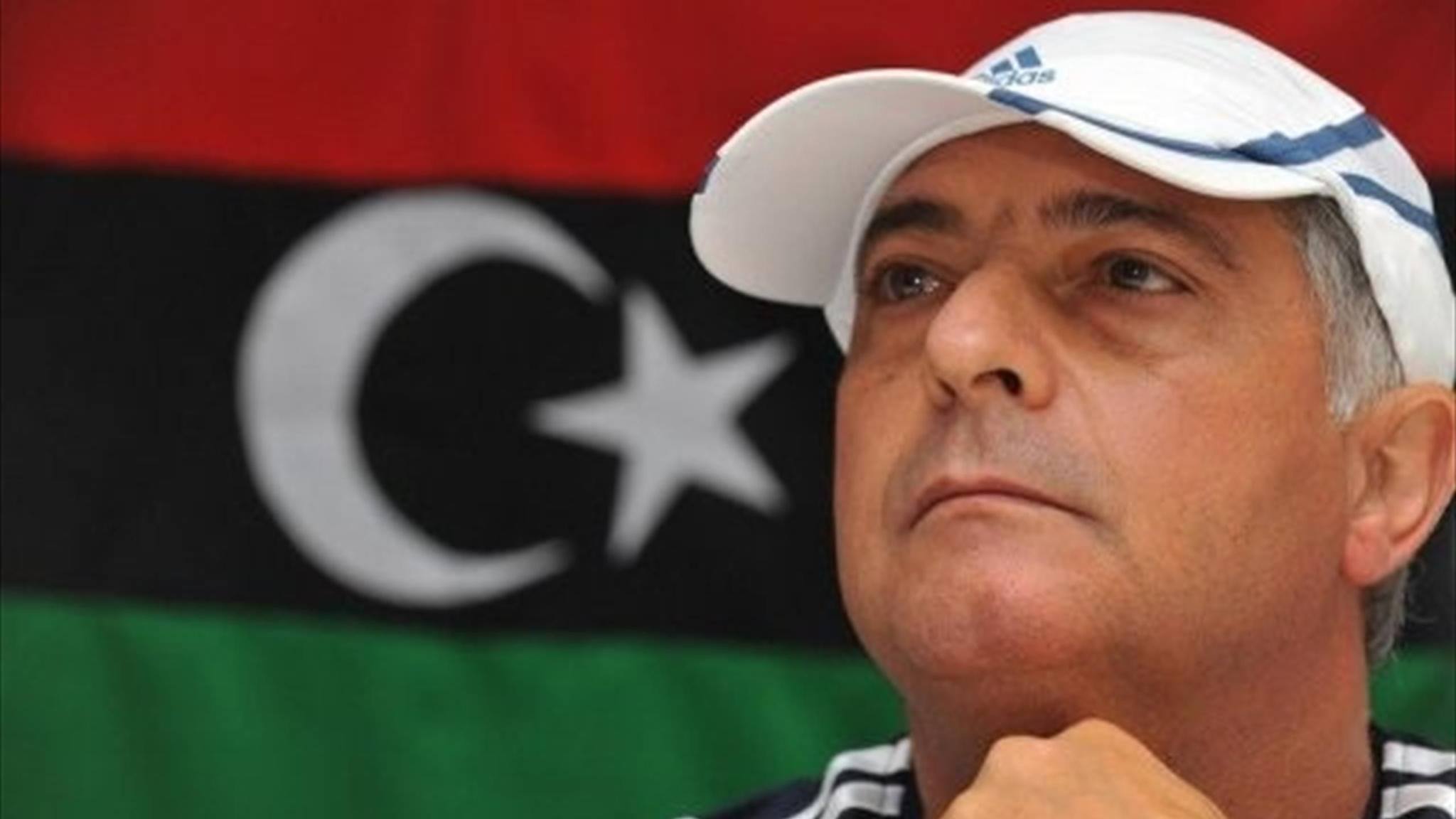 «شكوى الفيفا» تجبر الاتحاد الليبي على مفاوضة «باكيتا» لخلافة «الدامجة»